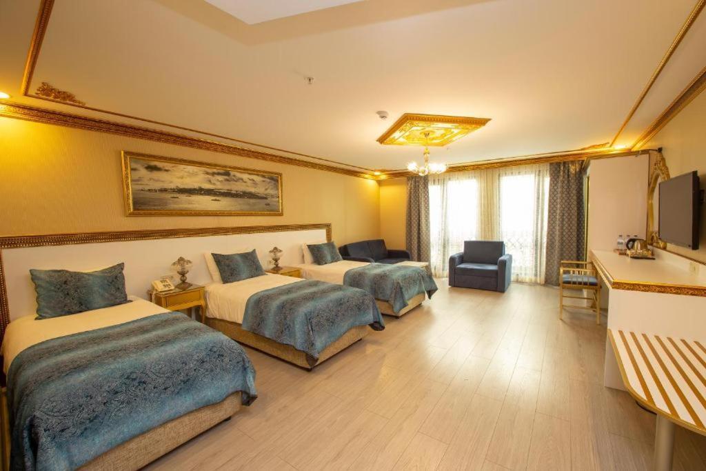 Phosphorion Hotel Istanboel Buitenkant foto Family room