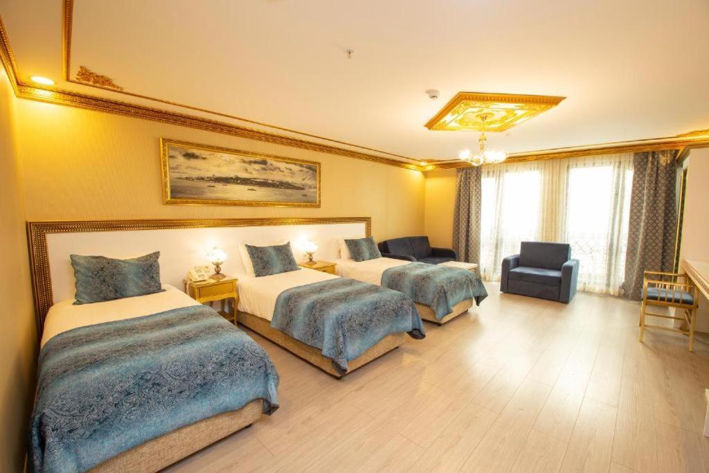Phosphorion Hotel Istanboel Buitenkant foto Family room