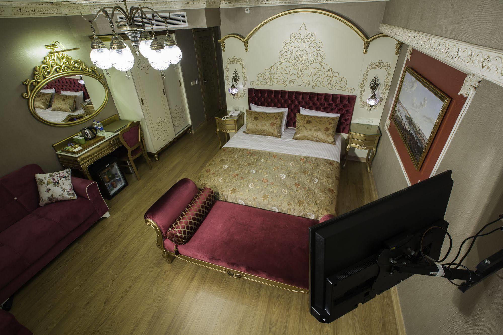 Phosphorion Hotel Istanboel Buitenkant foto A bedroom at the hotel