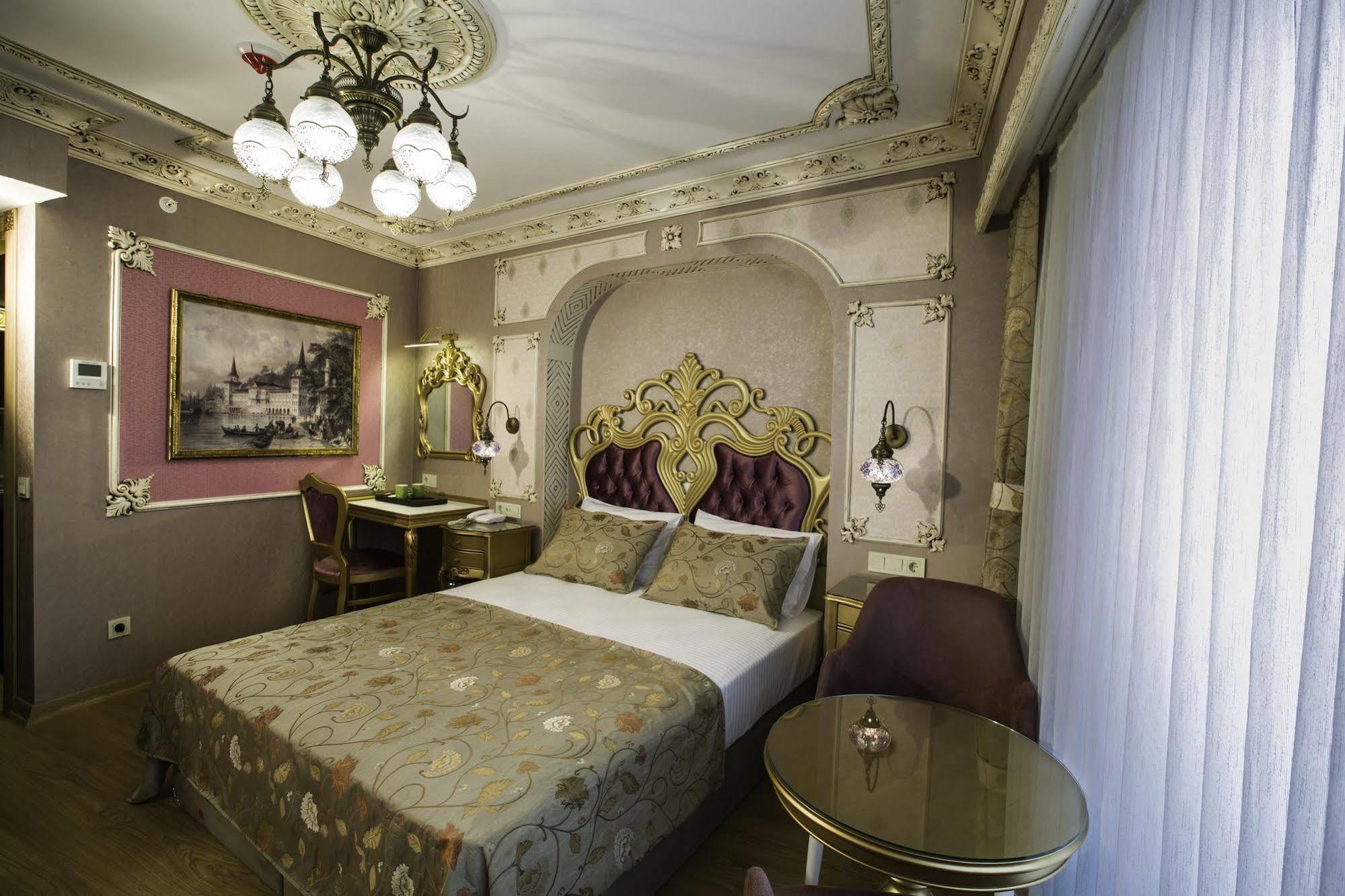 Phosphorion Hotel Istanboel Buitenkant foto A room at the hotel