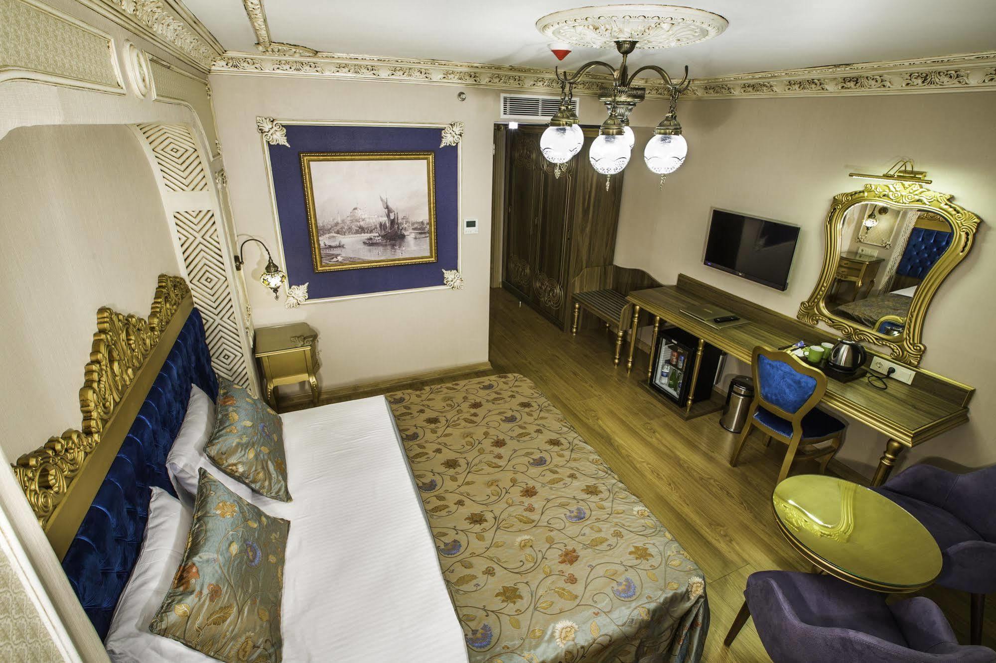 Phosphorion Hotel Istanboel Buitenkant foto A room at the hotel